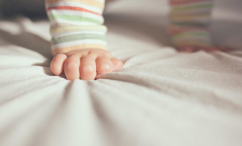 Bebeklerde Gece Beslenmesi Ne Zaman ve Nasıl Olmalı?