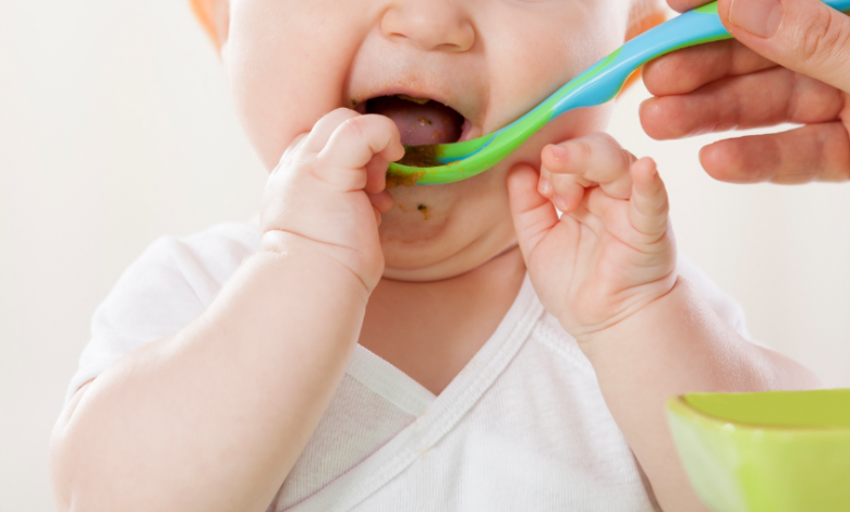 Bebekler İçin Doğru Beslenme Teknikleri Nelerdir